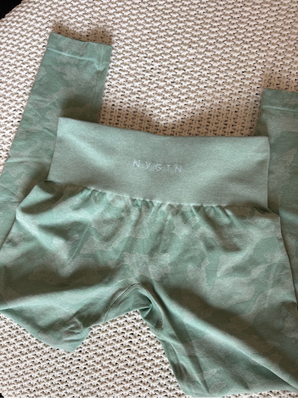 NVGTN Sage Green Camo Seamless Leggings Size M